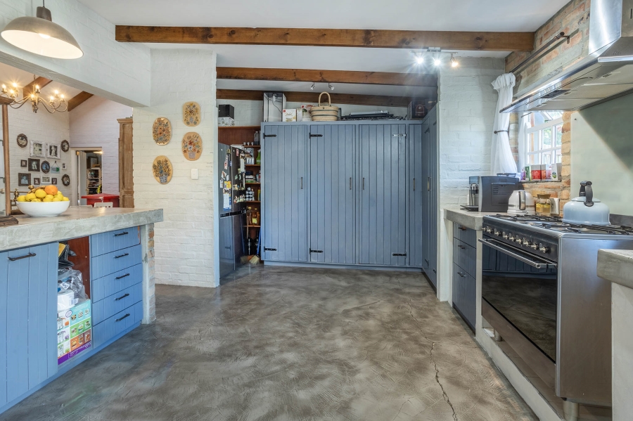 4 Bedroom Property for Sale in Stanford Western Cape